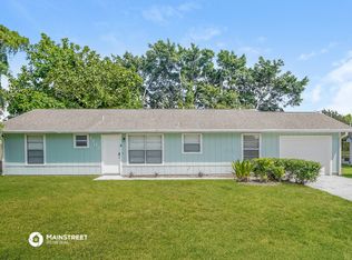 1703 SE Washington St N, Stuart, FL 34997