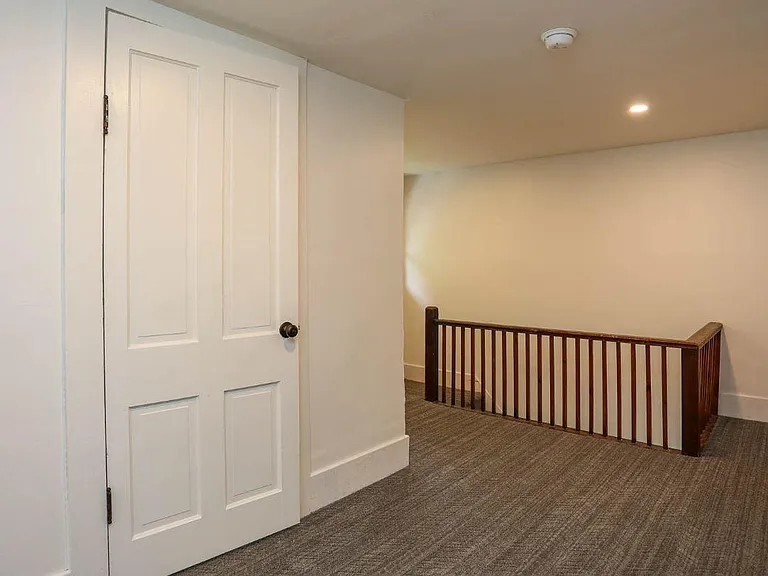 207 N Main St — Photo 12