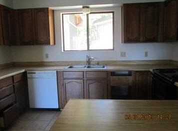 3rd image of 27361 Oriole Dr