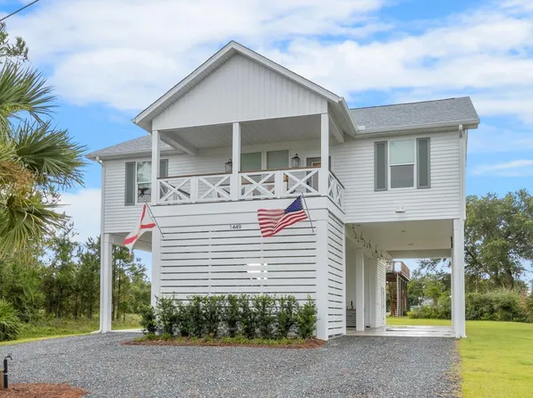 1449 Cypress St, Panacea, FL 32346