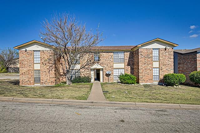 1st image of 8002 Cambridge Cir APT B