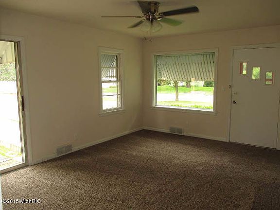 4th image of 55 Althea Ave