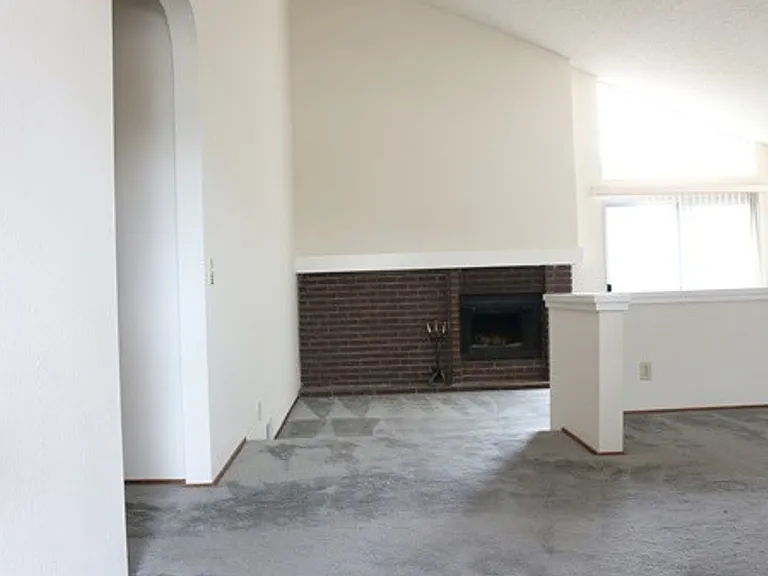3591 Woodley Dr — Photo 2