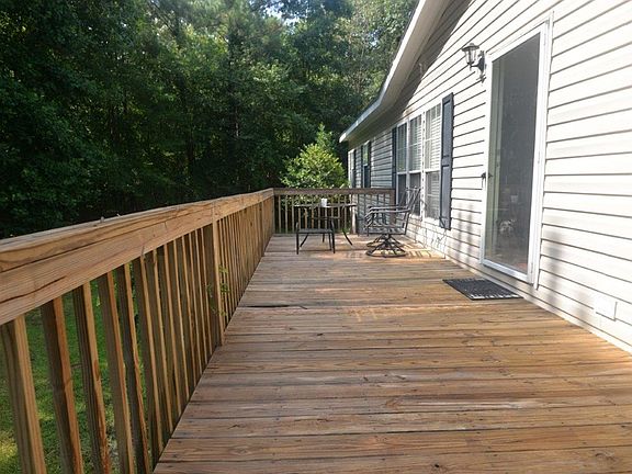 2nd image of 208 Lakeshore Dr