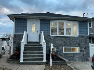 2386 Beverly Rd, Wantagh, NY 11793