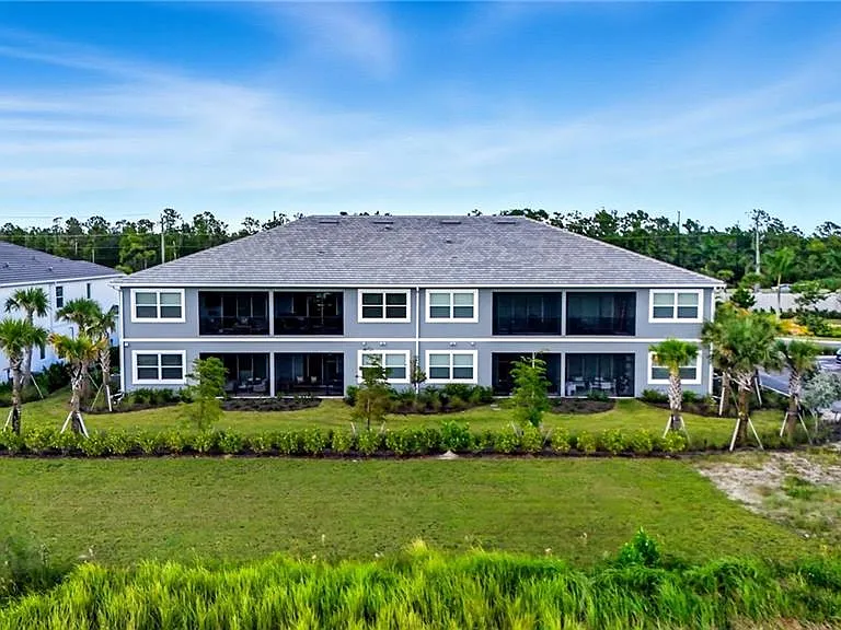 11861 Venetian Lagoon Dr — Photo 33