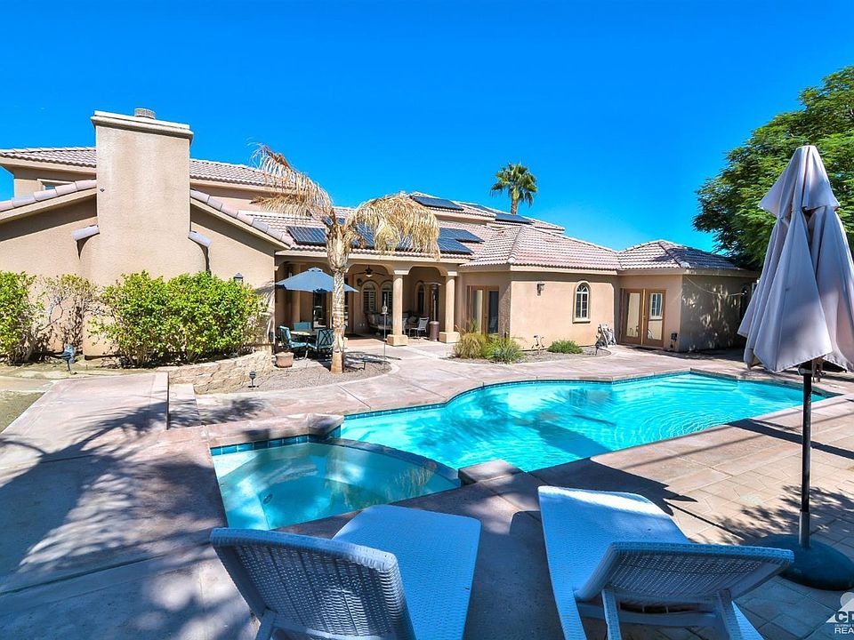 1st image of 79405 Camelback Dr