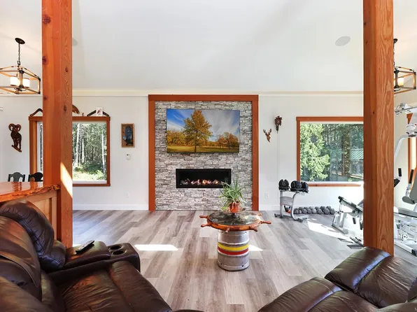 8400 Owl Cres, Comox Valley, BC V0R 1T0