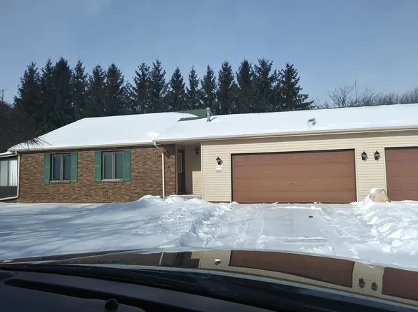 1440 Sheridan Ct, Lapeer, MI 48446