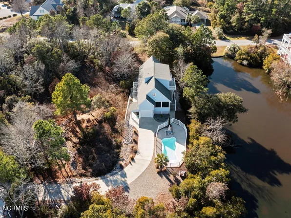 9908 Thistleroy Lane, Emerald Isle, NC 28594