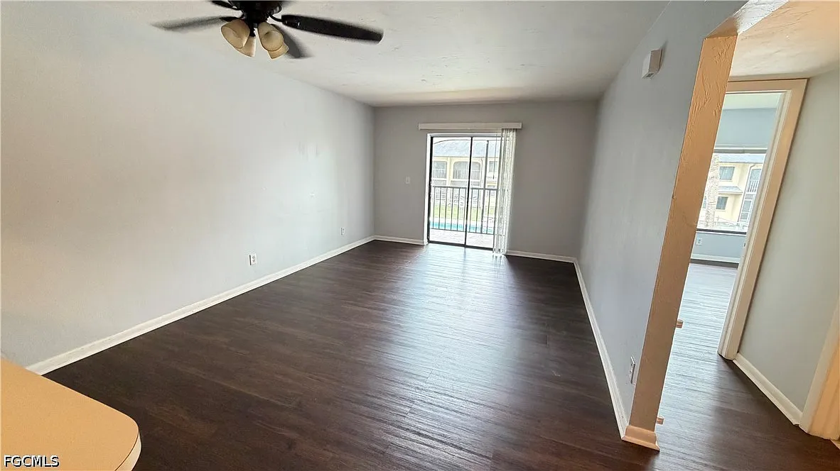 2 bed, 1.0 bath, 882 sqft, $1,150 — Photo 2