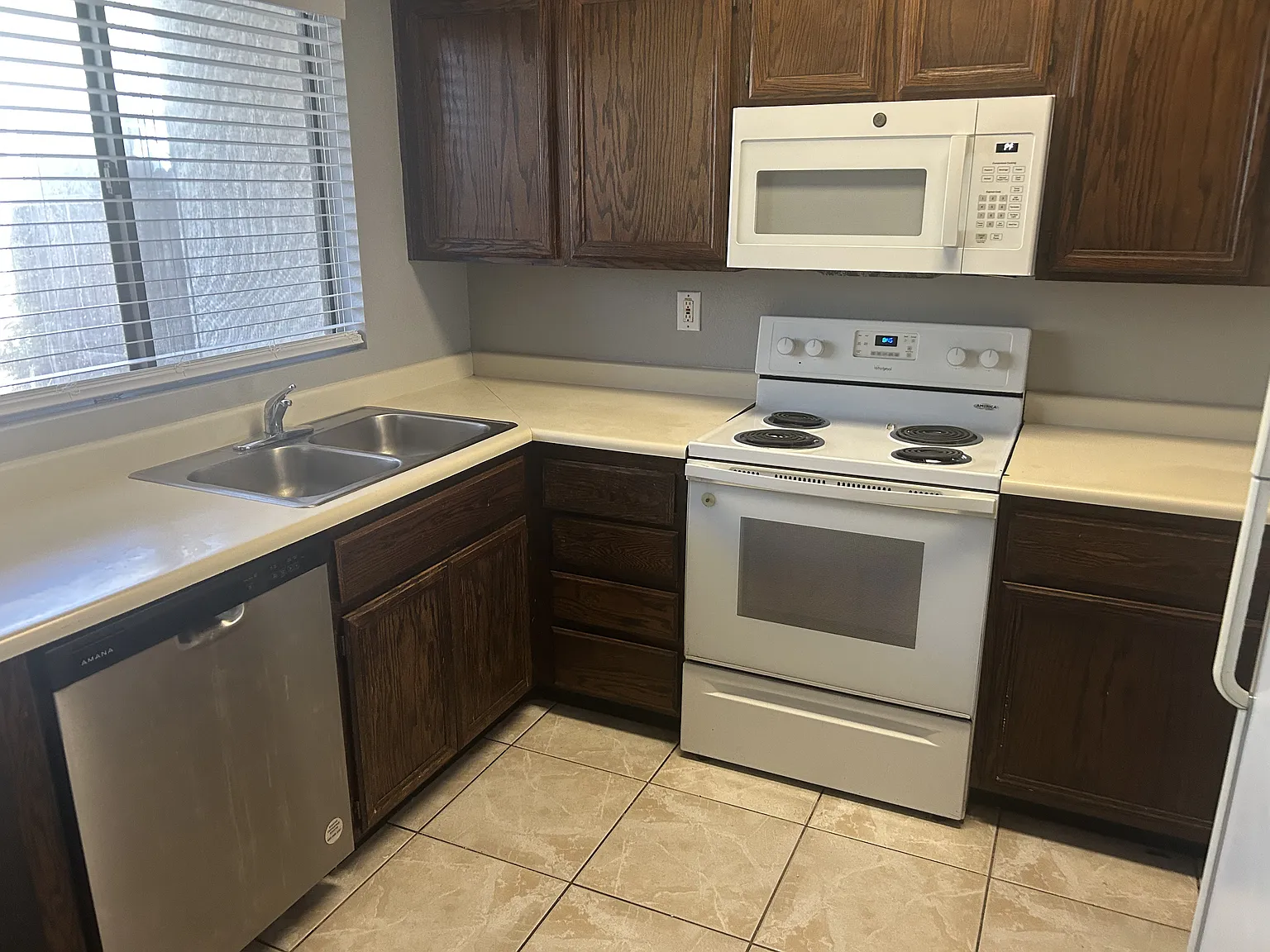 2 bed, 2.5 bath, 1080 sqft, $1,495 — Photo 1