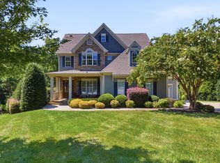 104 Ambler Ct, Holly Springs, NC 27540