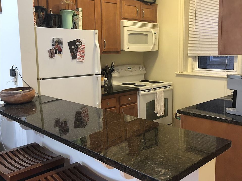 195 Park Dr. #3 Boston - Kenmore Unit Photo 1