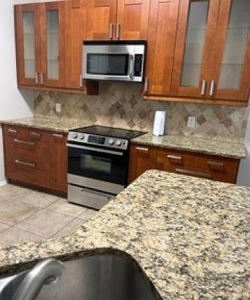 2nd image of 28 Salida Dr