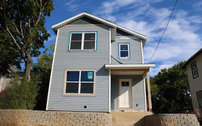 125 Hall St SW, Grand Rapids MI - Owner Finance Home