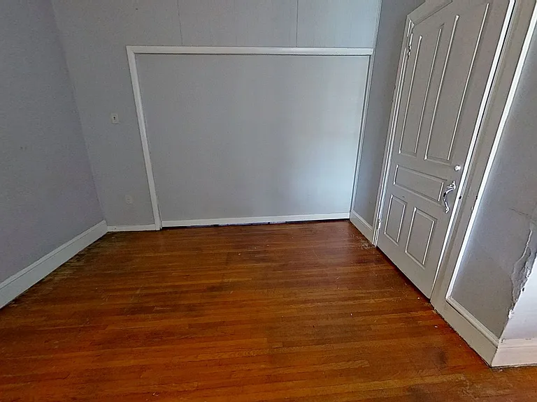 334 N Beaver St #2 — Photo 4