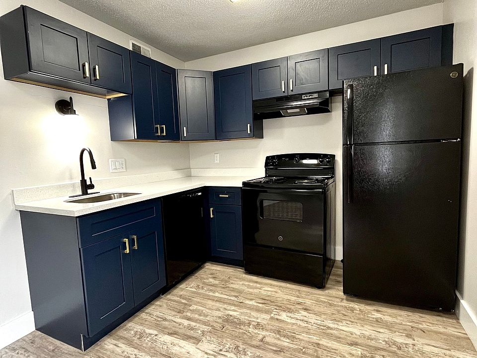 1st image of 2325 S St #4