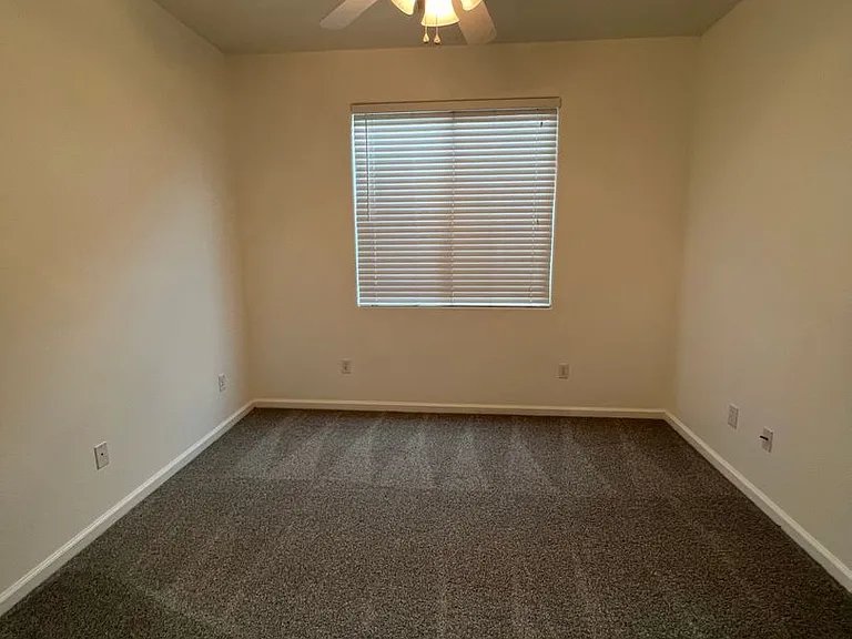 2724 Tecopa Ave — Photo 16