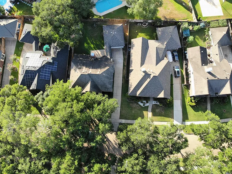 2218 Cypress Run Dr — Photo 21