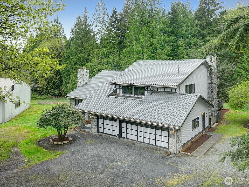 1st image of 8924 W Meadow Lake Drive
