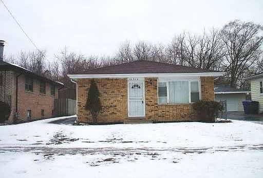 1st image of 16346 S Carse Ave