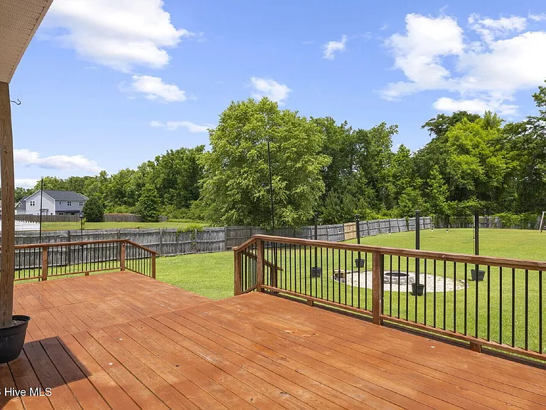 144 Backfield Pl — Photo 27