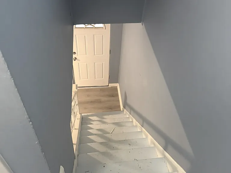 4 Langley Pl #4 — Photo 12