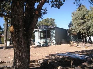 2122 Cottontail Rd, Overgaard, AZ 85933