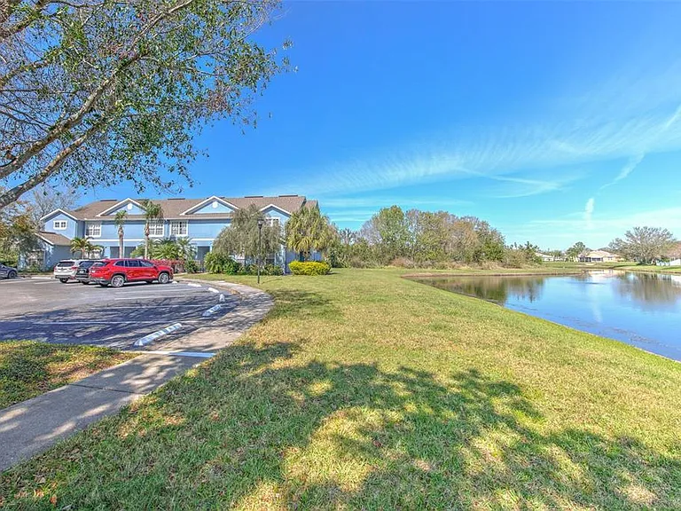 11094 Winter Crest Dr — Photo 31