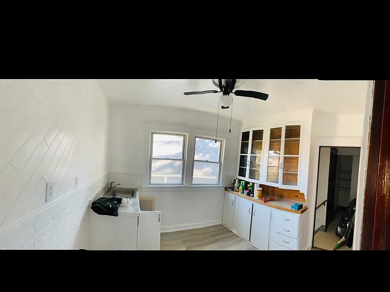 24 Shenandoah Rd #2 — Photo 7