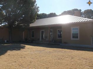 1518 Cottontop Rd, Carlsbad, NM 88220