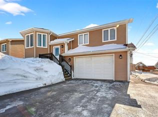 4 Denehurst Street, Paradise, NL A1L0S8