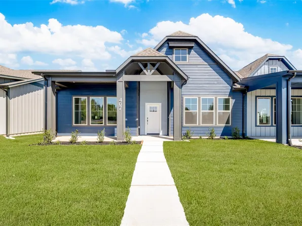 407 Legacy Point #A, Sealy, TX 77474