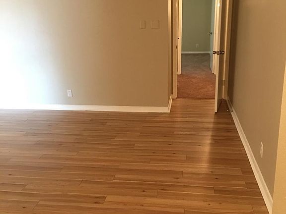 3rd image of 558 E Avenue J APT C