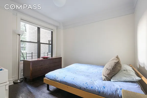 Sold by Compass | media 7