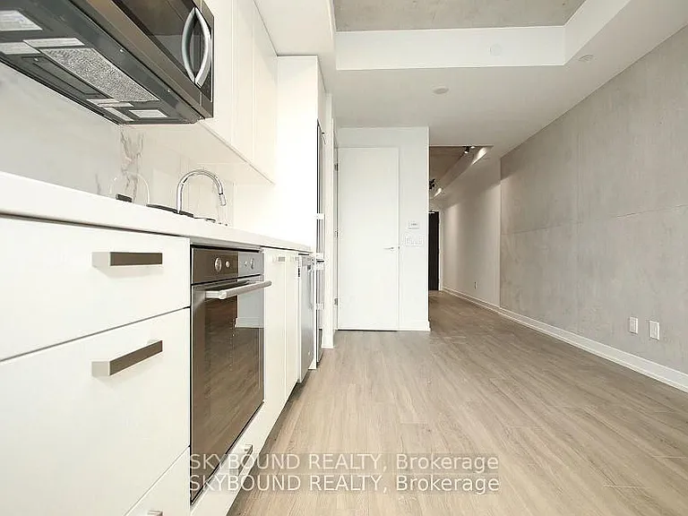 458 Richmond St W #1105 — Photo 11