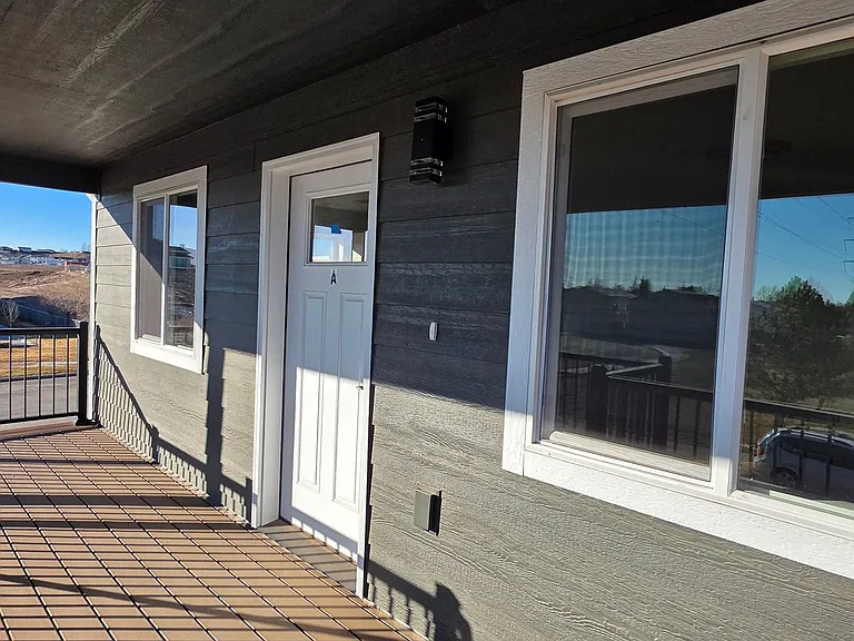 1026 Center Dr — Photo 4