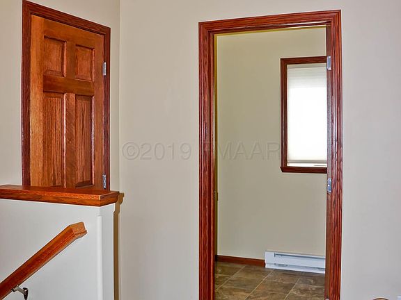 5th image of 3543 Eagle Run Dr
