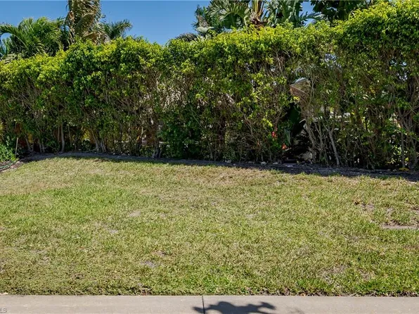 13594 Snapper LN, NAPLES, FL 34114