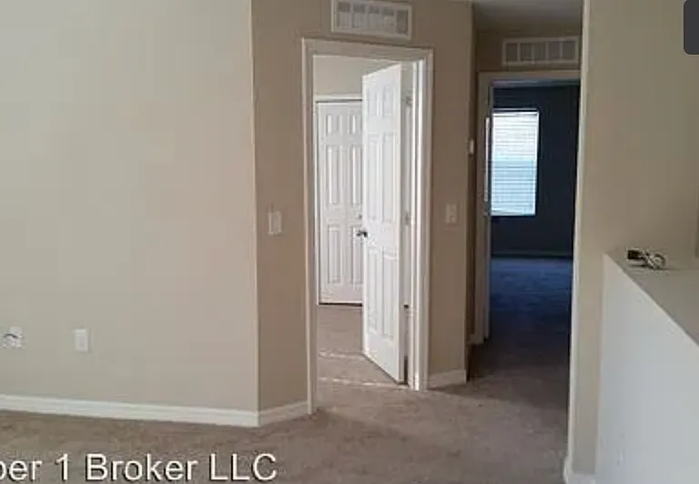 10301 Regent Square Dr #601 — Photo 7