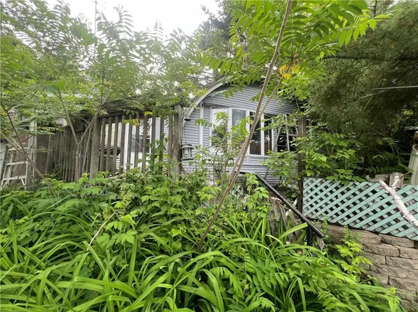 1042 Lutefisk Point, Amery, WI 54001