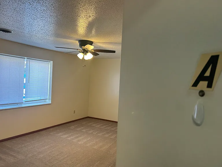 1212A W Jefferson St #A — Photo 2