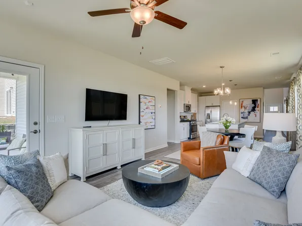587 Bee Balm Dr, Blythewood, SC 29016
