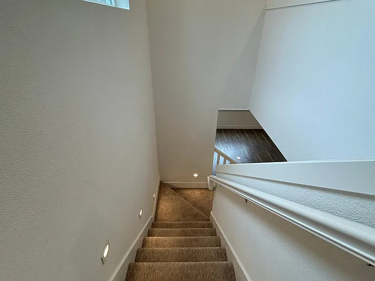 18222 SW Silvertip St — Photo 23