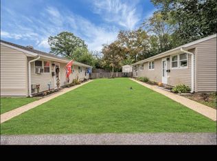 62 Academy St #B, Farmingdale, NJ 07727