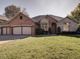 822 E Doubletree Ln, Springfield, MO 65810