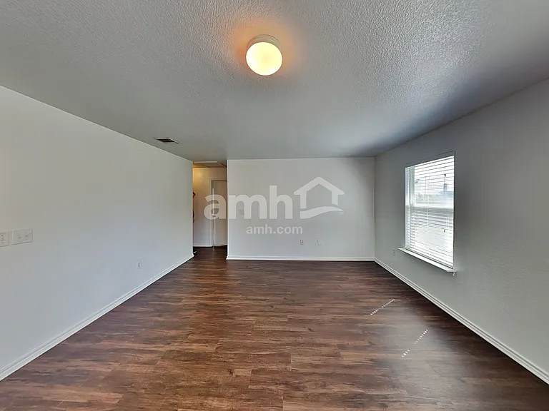 7827 Copper Holw — Photo 9