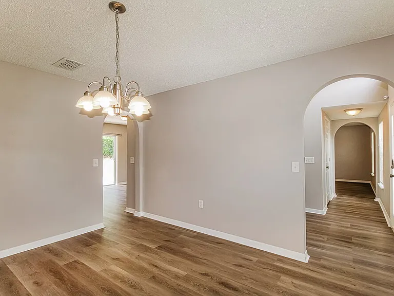 6510 Hillview Rd — Photo 6