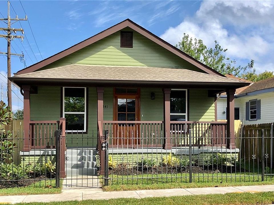 1st image of 2241 Music St